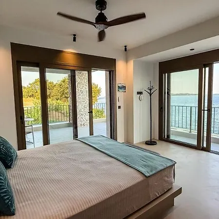 Apartman Eosea Helios Jeriszósz