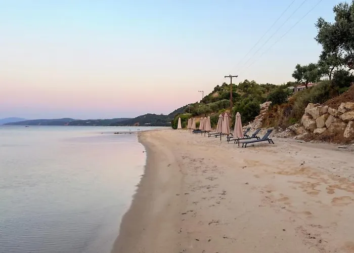 Eosea Helios Apartman *